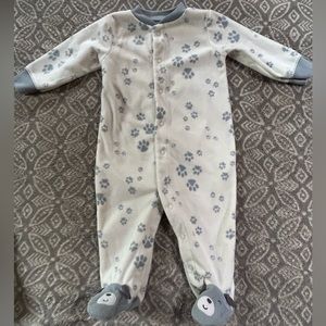 Carter’s fleece footie pajamas. Size 6 months